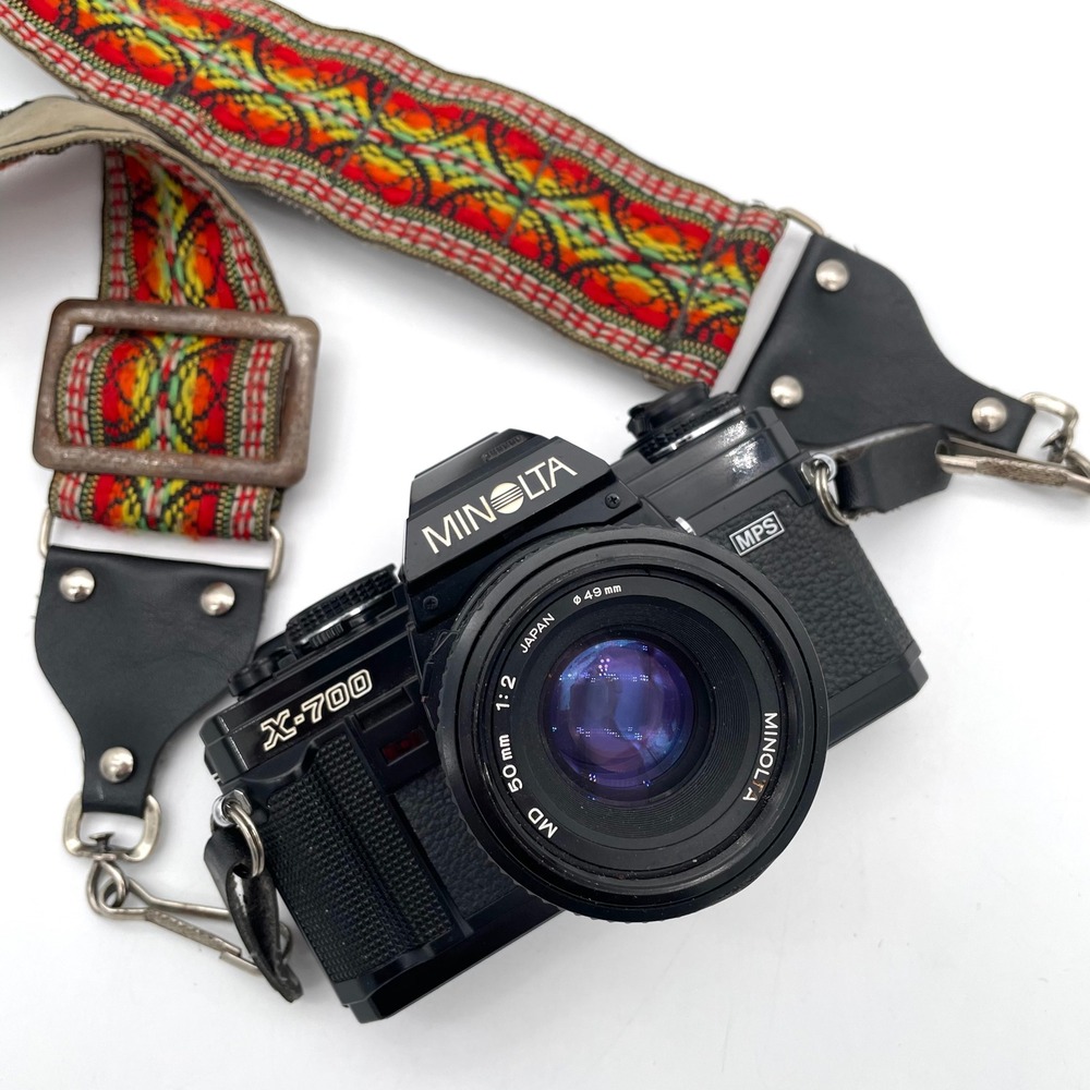 Minolta X-700 SLR Camera MD 50mm 1:2 Lens Black Vintage Good Untested Strap
